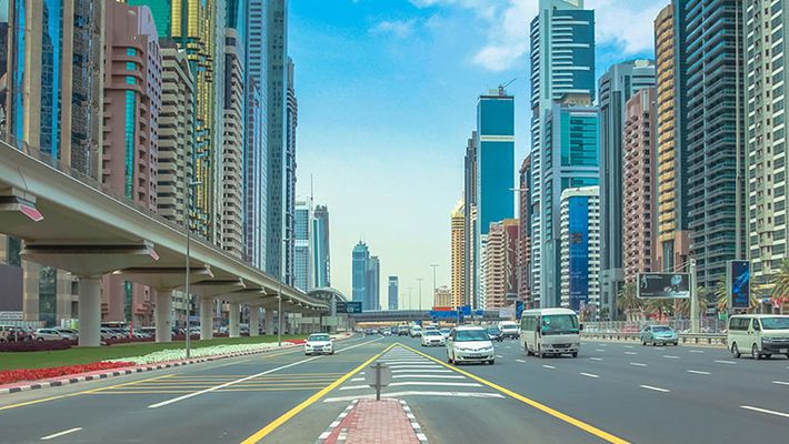 Driving Tips You Should Follow While Driving On Dubai Roads